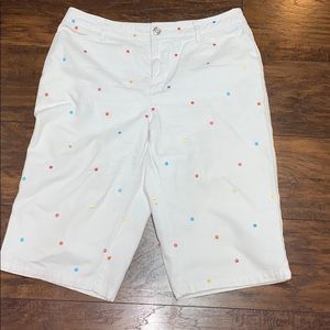 Christopher & Banks white denim feel capris 12 dot